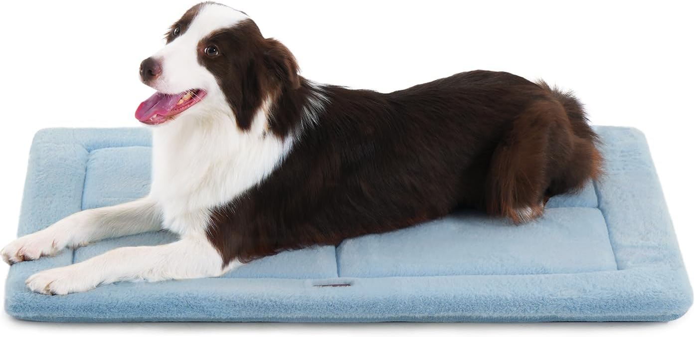 Made4Pets Dog Crate Pad Bed for Large Dogs, Washable & Reversible, Anti-Slip Kennel Mat for Cozy Sleeping, Soft Fluffy Dog Bed for Indoor & Outdoor Use, 36"x27", Blue